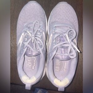 Brooks Women's Lavender Athletic Shoes